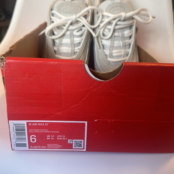 Nike Women’s Air Max 97 Light Bone / Phantom - size 6 - Picture 11 of 11